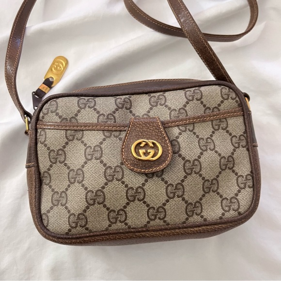Vintage Gucci Sling Bag Classic Sherryline Monogram Preowned - Picture 3 of 11